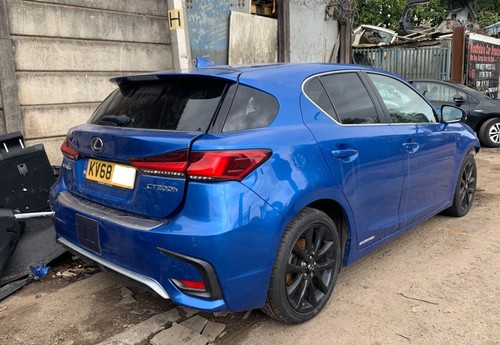 Lexus ct200 petrol - ct200, h