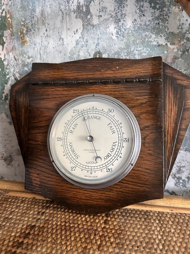 Vintage oak aneroid - oak, barometer