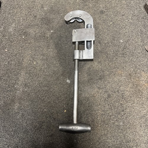 Vintage record 102 manual pipe - record,