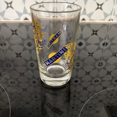 Martini small logo drinking - small,