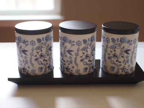 Bone china porcelain cannister - bone,