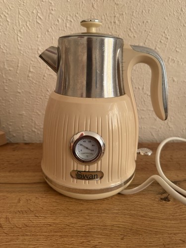 Swan retro kettle cream - kettle,