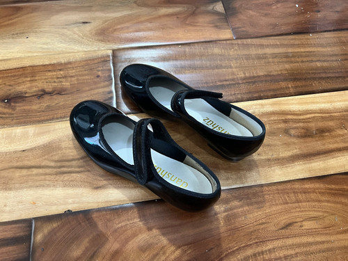 Danshuz tap shoes toddler size - shoes,