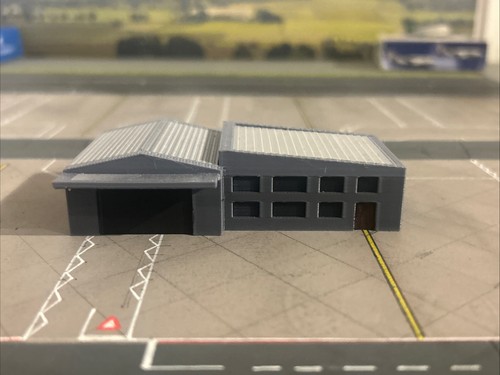 400 model airport - 1:400,