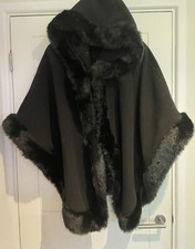 Quiz Hooded Poncho Fur Edged Clasp Closing Very Warm Size M/L BNWOT