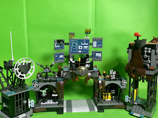 LEGO Batcave (76122) Clayface Invasion. With Instructions.