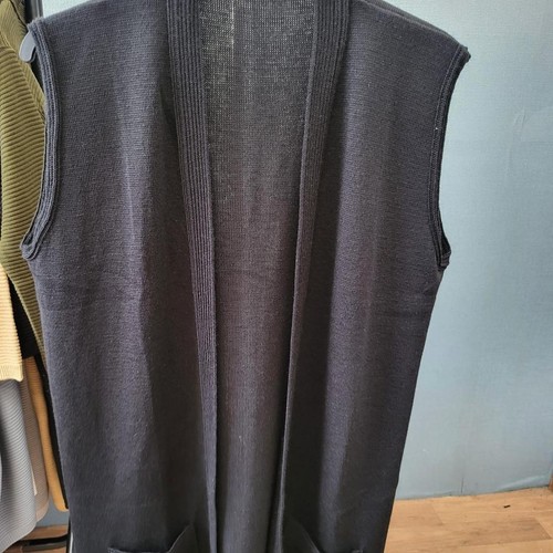 Womens knitted sleeveless - knitted,