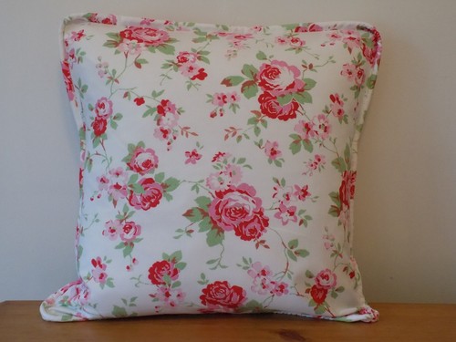 Cath kidston piped cushion - cath,