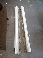 Ford Focus Side Skirts Pair