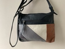 GIGI real leather ladies black