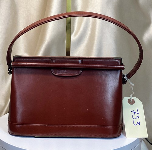 Stunning survivor vintage - stunning,