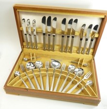 VINERS Cutlery - STUDIO Pattern - 50 piece Canteen for 6