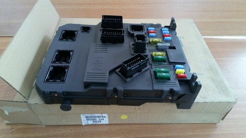 Fuse box for - for, peugeot