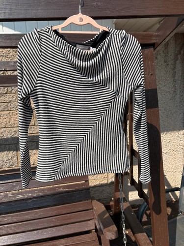 Mint velvet black and white - velvet,