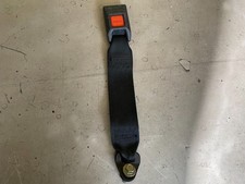 NISSAN SKYLINE RB20DET R32 HCR32 4door Rear Centre Seat Belt Buckle 1992y RHD