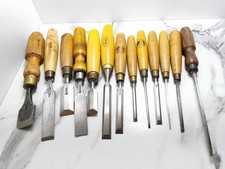 13 ANTIQUE CHISELS BEVEL GOUGE