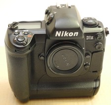 NIKON D1X 5.3MP DSLR BODY EXCELLENT+ CONDITION TESTED - WITH CHARGER & BATTERIES