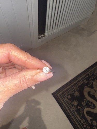 75ct natural diamond - 0.75ct,