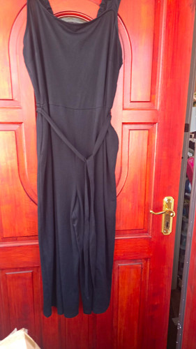 Women black square neck - black,