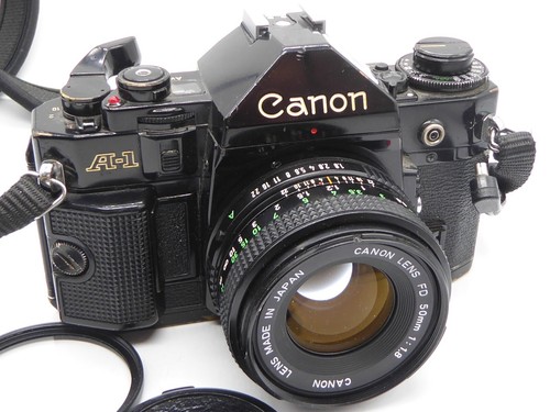 Canon 35mm camera - camera, 50mm
