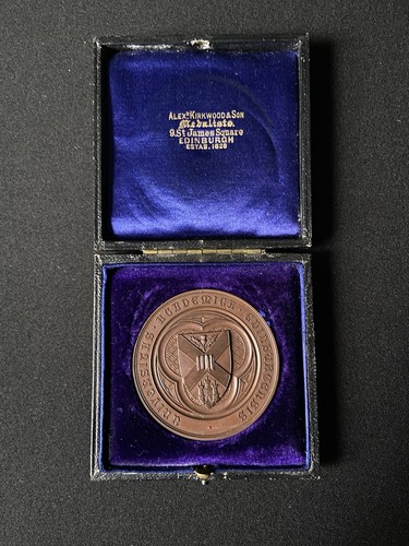 Edinburgh university bronze - university,