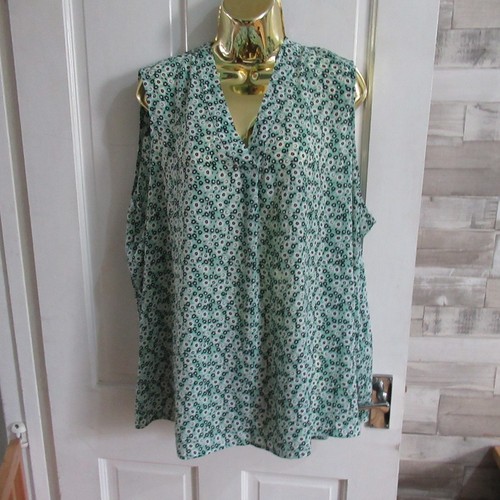 Size plus 24 green - ●,