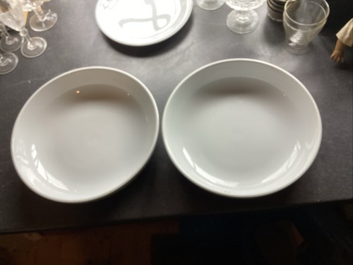 White porcelain 26cm diam 6cm - porcelain,