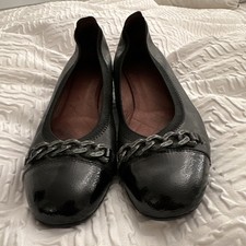 Hispanitas Size 7 EU 40