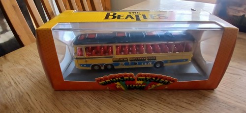 Corgi cc42418 the beatles - corgi,
