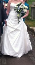 Immaculate Ellis ivory bridal wedding dress