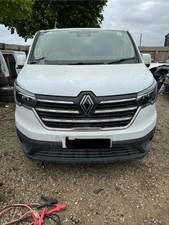 2022-2024 RENAULT TRAFIC 2.0 DIESEL BREAKING DOORS ENGINE PANEL