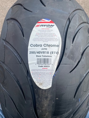250 r18 81v - av92, rear