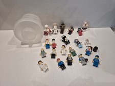 JOBLOT LEGO MINIFIGURES