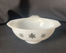 JAJ Pyrex Vintage Gaity Sauce