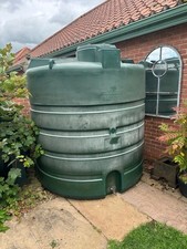 LARGE GREEN 5000 LTR WATER /