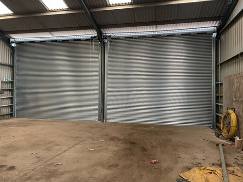 Roller shutter doors - ,