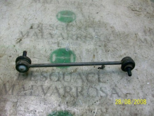 Left front bracket - left,