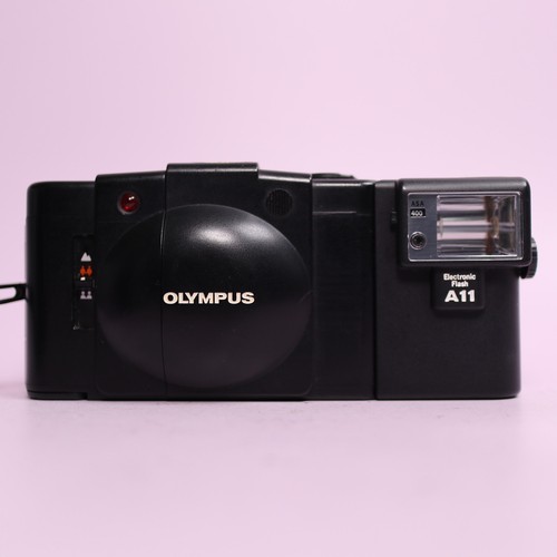 Olympus xa2 35mm film point - olympus,