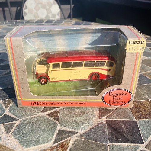 Efe 26805 leyland duple coach - efe,