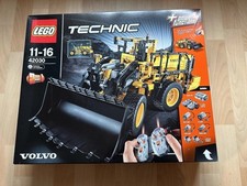 LEGO 42030 Volvo Wheel Loader