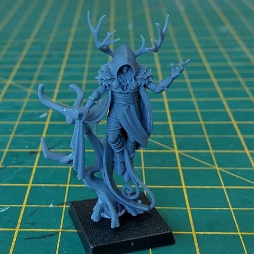 Highlands miniatures feral - miniatures,