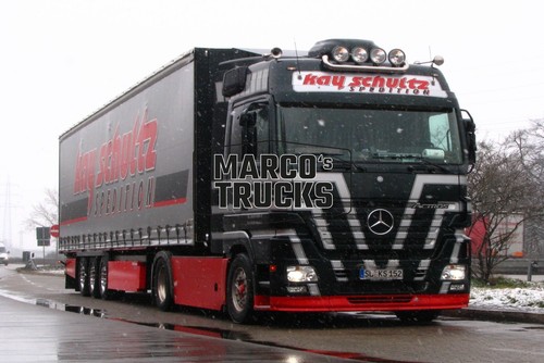 Truck photo mercedes benz - truck,