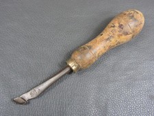 Vintage clog makers crimper