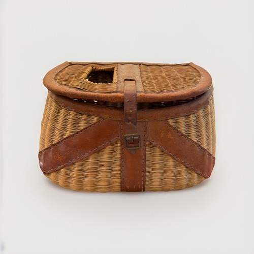 Vintage wicker fishing - wicker, creel