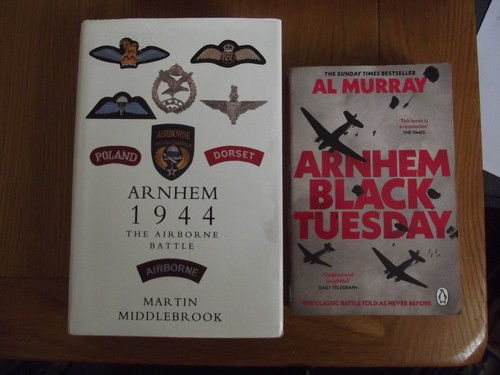 Job lot books arnhem - lot, x2