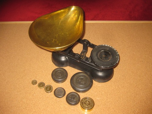 Vintage salter cast - vintage, iron