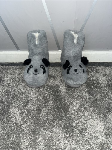 Fluffy panda face slippers - fluffy,