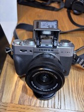 Fujifilm X-T10 26.1MP Mirrorless Camera - Black (XC 15-45mm f/3.5-5.6 OIS)