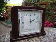Vintage Mantle Clock Smith Bakerlite electric clock
