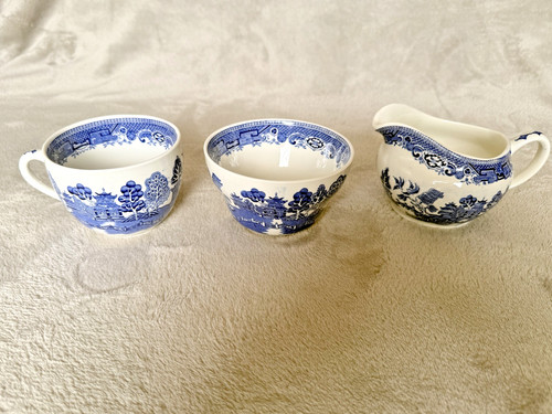 Traditional willow pattern - traditional,
